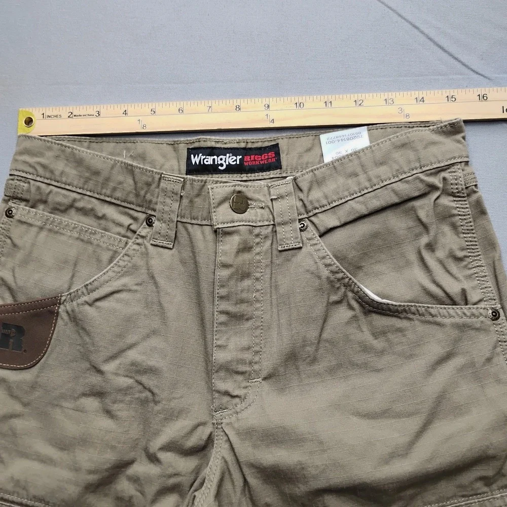Wrangler Riggs Workwear Mens 30x30 Khaki Ripstop Cargo Pants